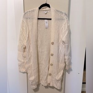 American Eagle oversized chunky knit white cardigan. Size small, NWT